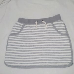 Girls skirt
